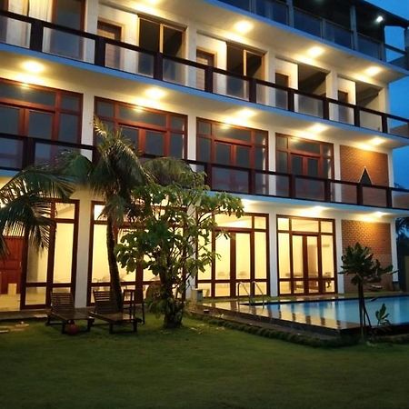 Hi Win Hotel Chilaw Luaran gambar
