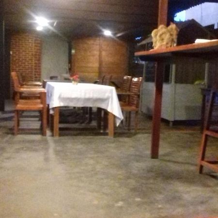 Hi Win Hotel Chilaw Luaran gambar